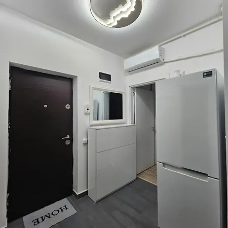 25 Cozy Palm 布加勒斯特